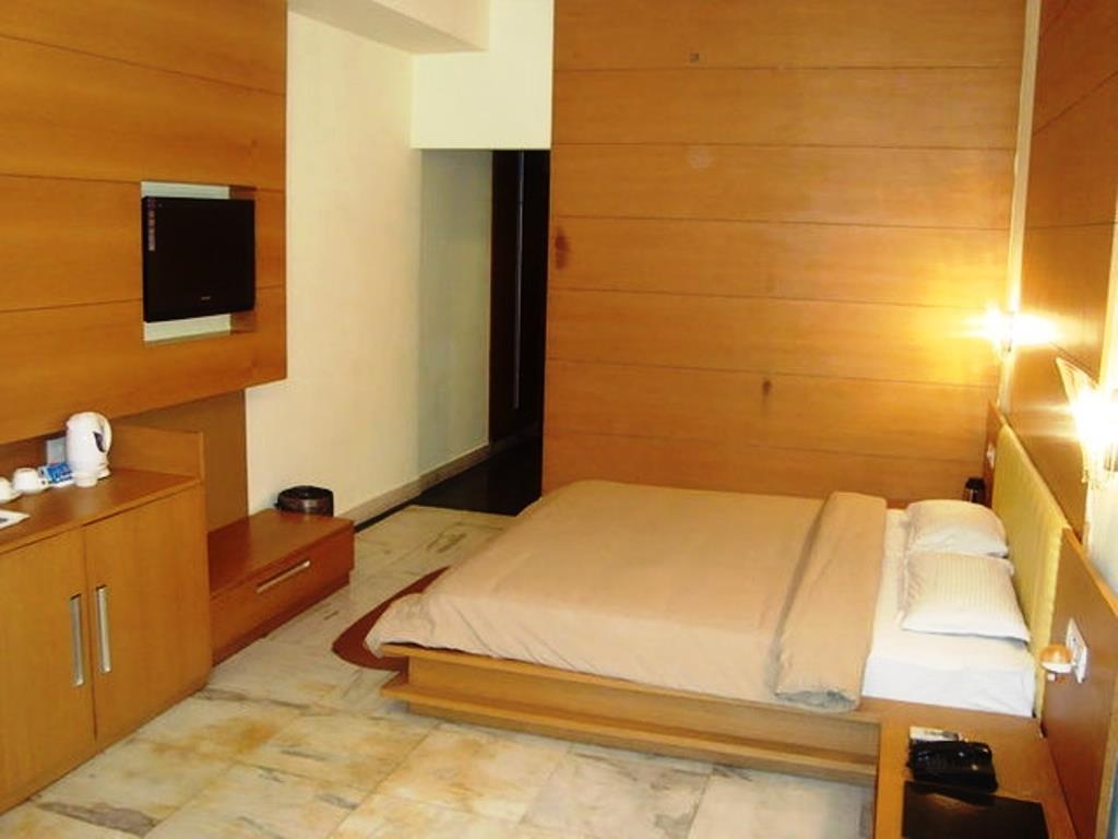 Chanson Grand Westend Delhi  Exterior foto
