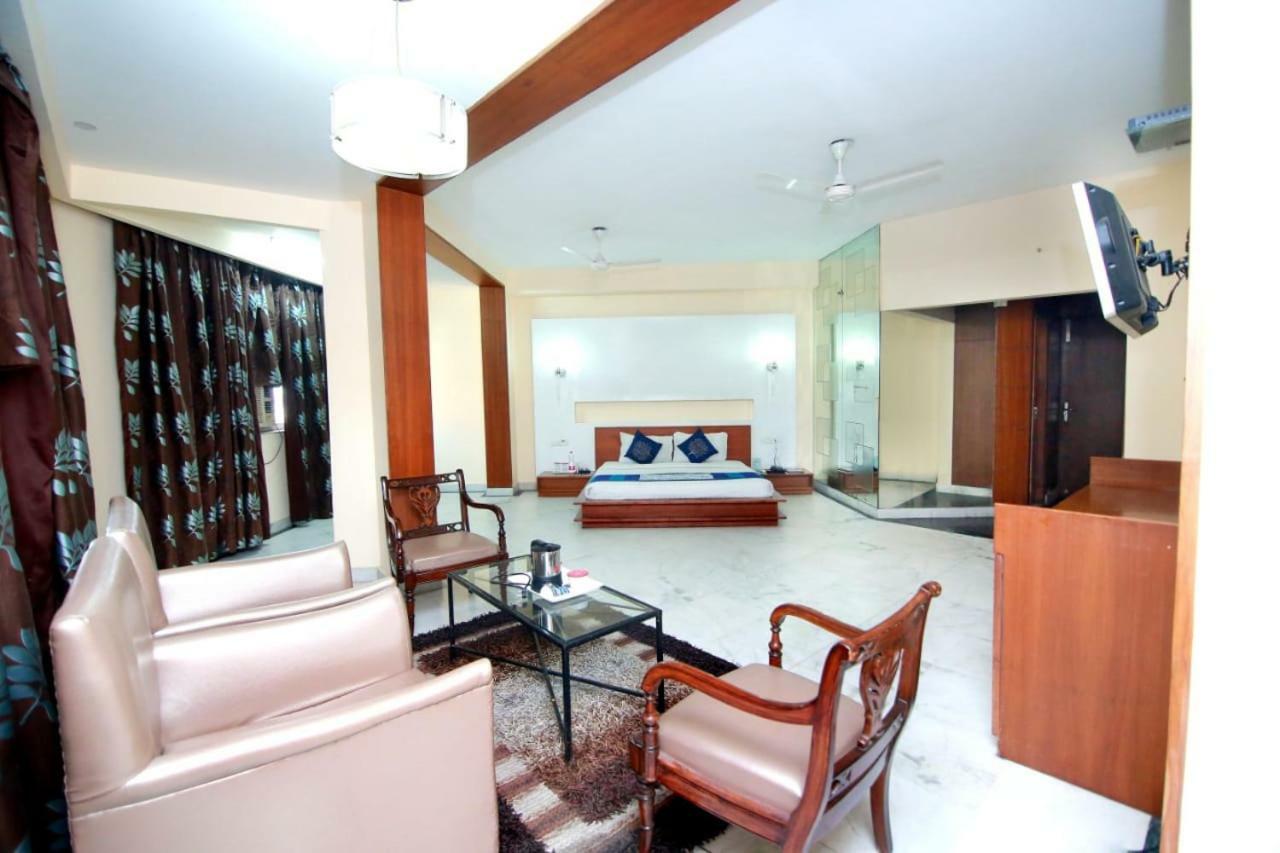 Chanson Grand Westend Delhi  Exterior foto